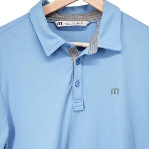 TravisMathew Polo Shirt Mens Medium Blue Pima Cotton Blend Golf Short Sleeve